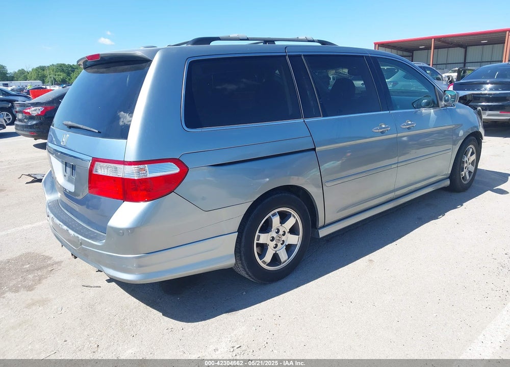 2005 HONDA ODYSSEY TOURING VIN: 5FNRL38885B058246