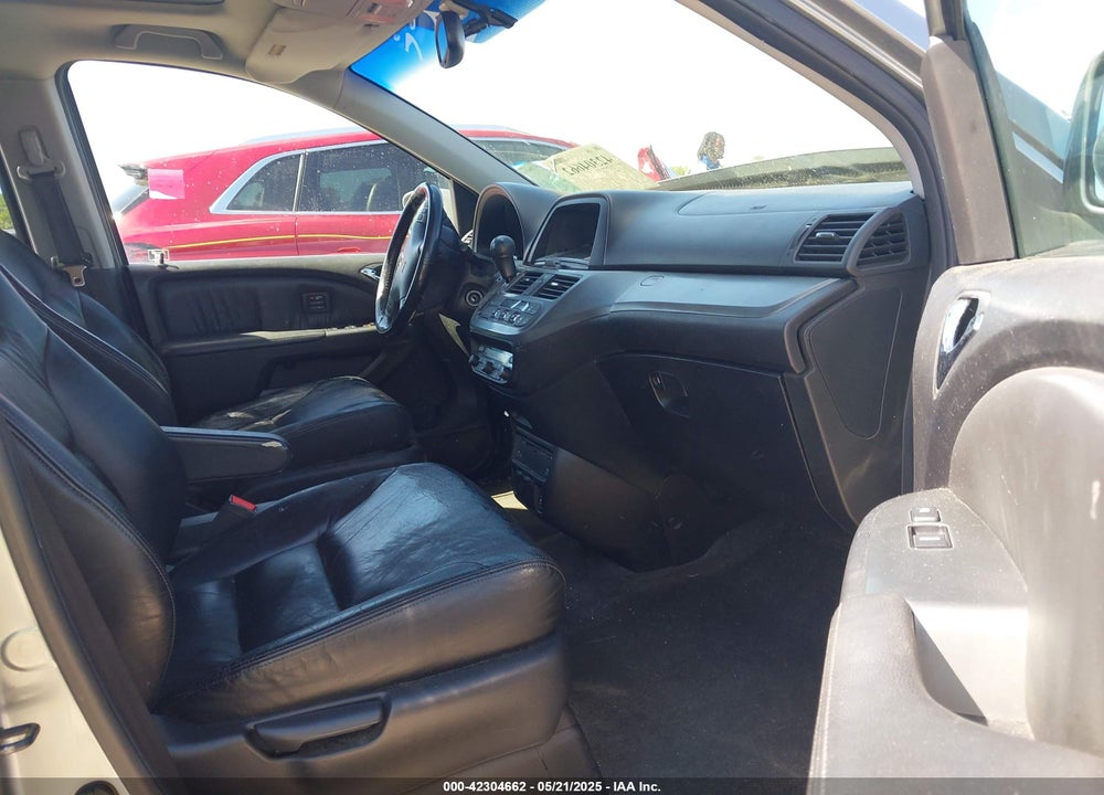 2005 HONDA ODYSSEY TOURING VIN: 5FNRL38885B058246