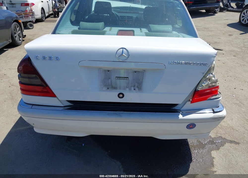 2000 MERCEDES-BENZ C 230 KOMPRESSOR VIN: WDBHA24GXYA833828