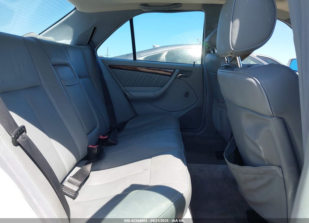 2000 MERCEDES-BENZ C 230 KOMPRESSOR VIN: WDBHA24GXYA833828