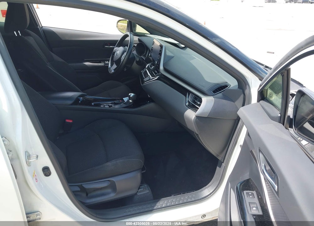 2019 TOYOTA C-HR XLE VIN: JTNKHMBX6K1036948