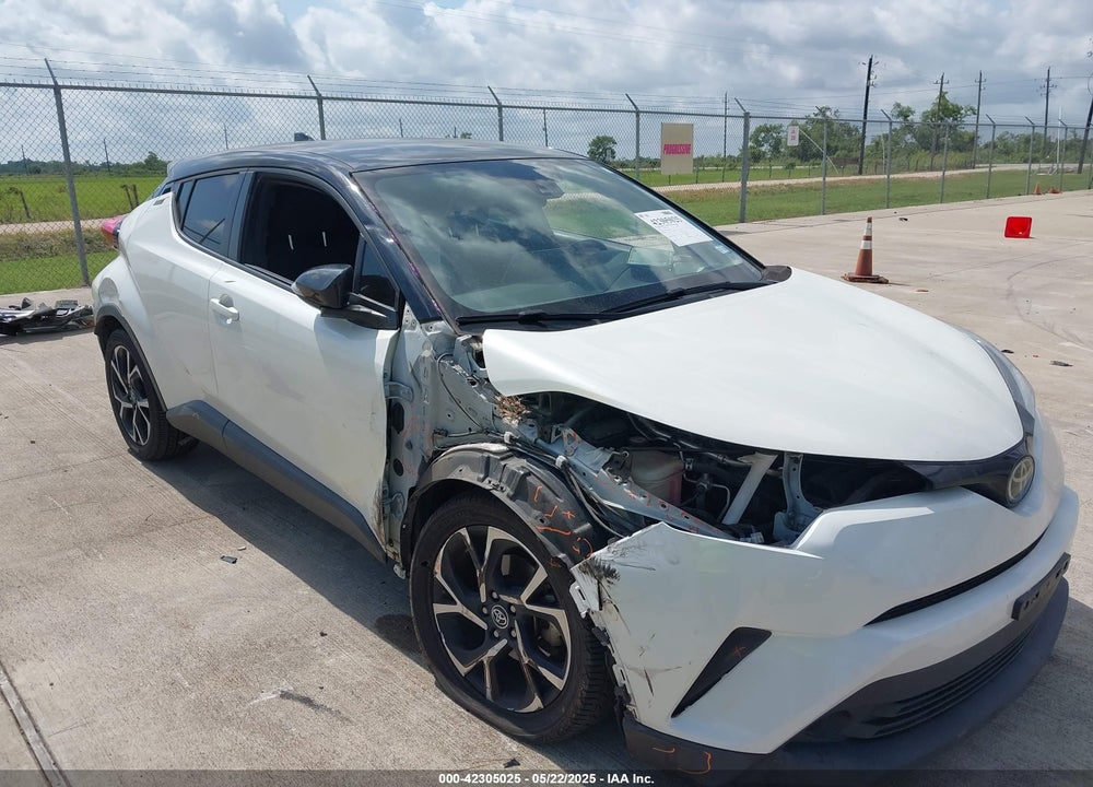 2019 TOYOTA C-HR XLE VIN: JTNKHMBX6K1036948