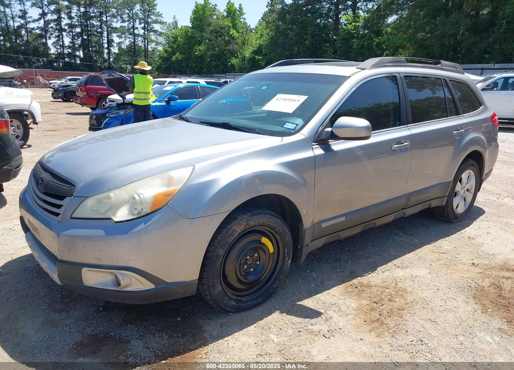 2010 SUBARU OUTBACK 2.5I LIMITED VIN: 4S4BRBLC5A3383395