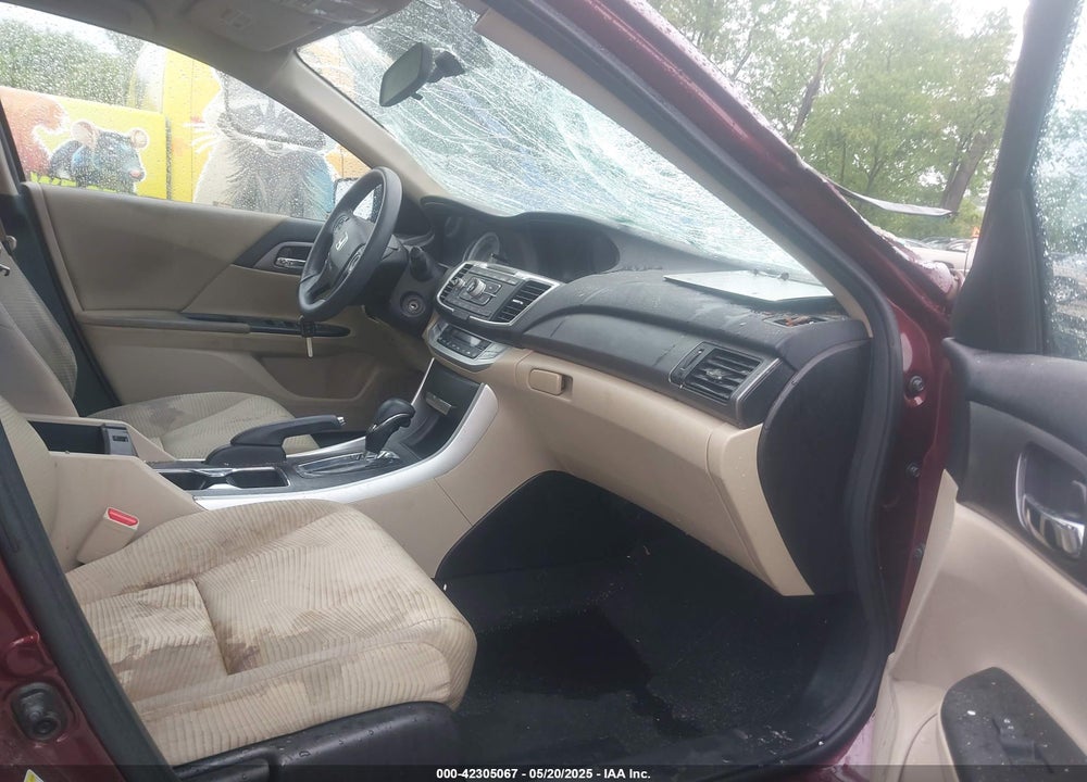 2015 HONDA ACCORD VIN: 1HGCR2F37FA185247