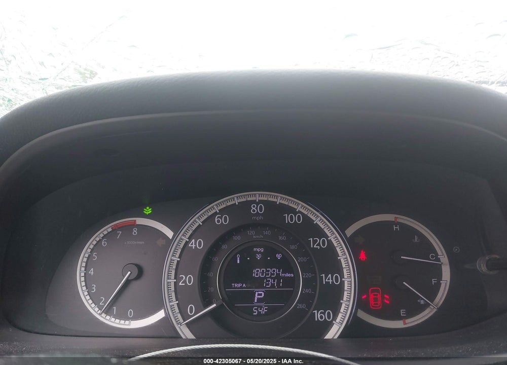 2015 HONDA ACCORD VIN: 1HGCR2F37FA185247