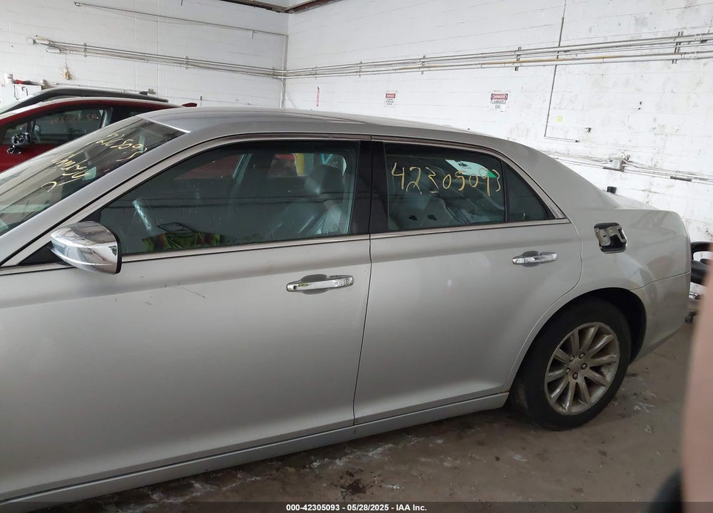 2012 CHRYSLER 300 LIMITED VIN: 2C3CCACGXCH223850