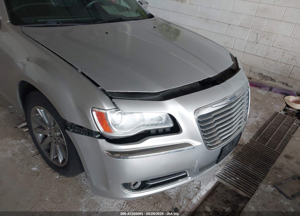 2012 CHRYSLER 300 LIMITED VIN: 2C3CCACGXCH223850