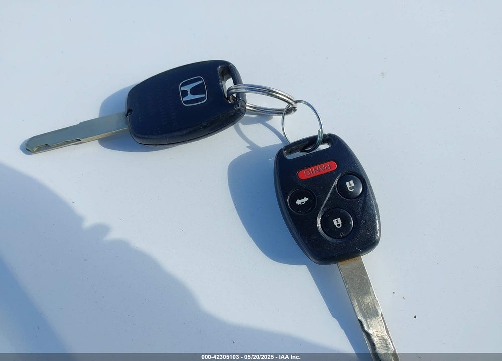 2009 HONDA ACCORD 2.4 EX-L VIN: 1HGCP268X9A026759