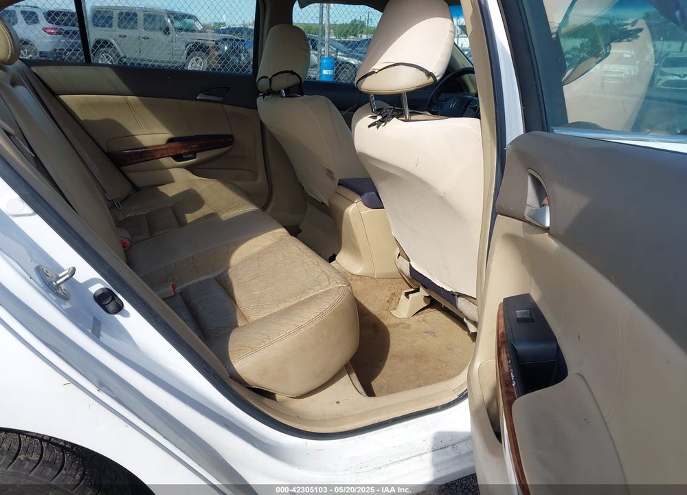 2009 HONDA ACCORD 2.4 EX-L VIN: 1HGCP268X9A026759