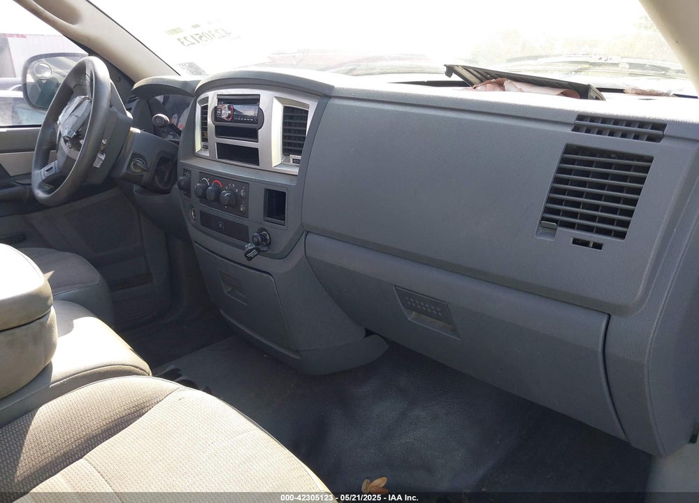 2008 DODGE RAM 1500 SLT VIN: 1D7HU18278S633877