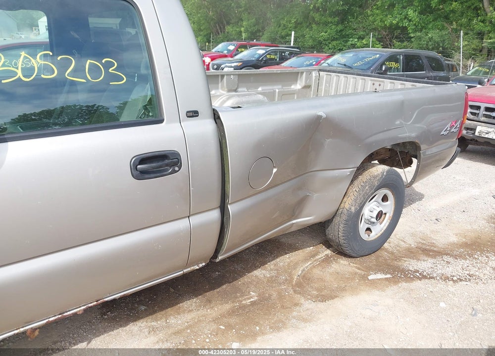 2001 GMC SIERRA 1500 SL VIN: 1GTEK14V51E119596