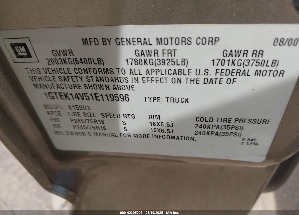 2001 GMC SIERRA 1500 SL VIN: 1GTEK14V51E119596
