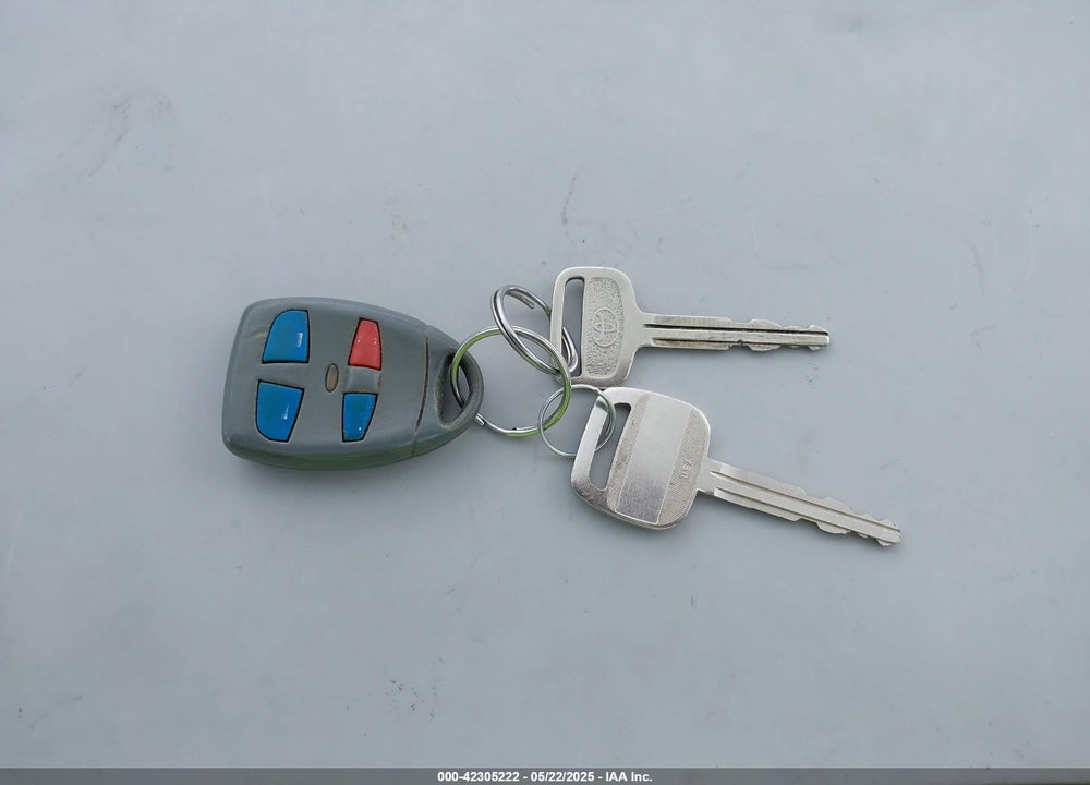 1998 TOYOTA CAMRY LE VIN: JT2BG22K6W0147522