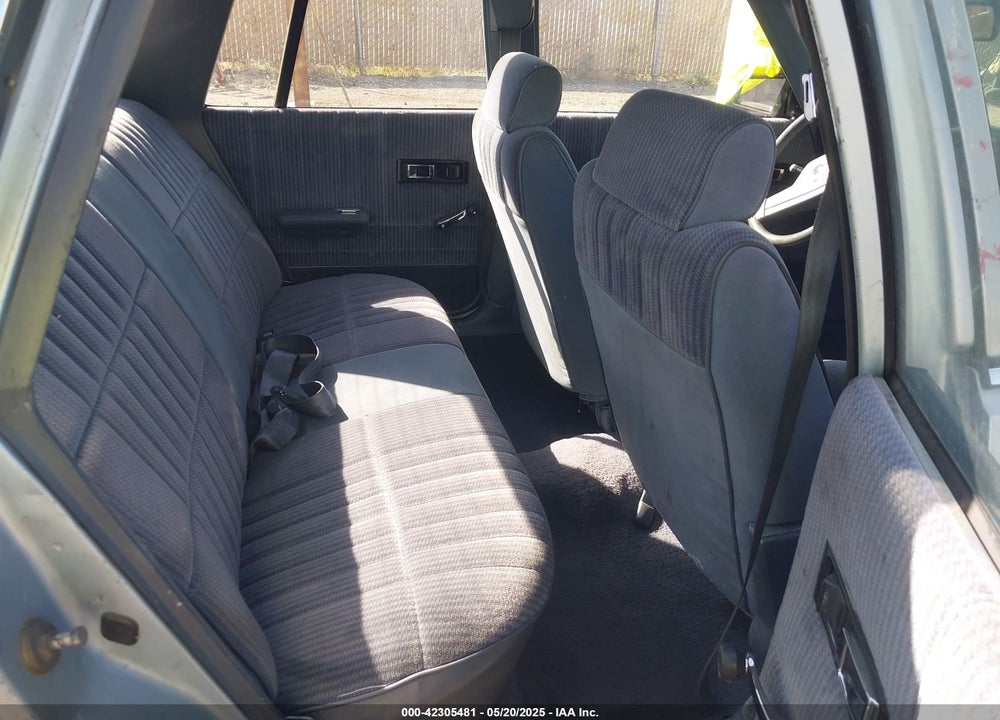 1989 DODGE ARIES LE VIN: 1B3BK46D9KC425630