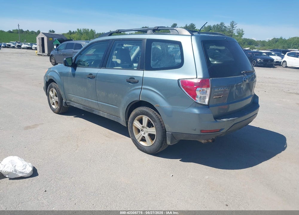 2013 SUBARU FORESTER VIN: JF2SHABC9DG404623