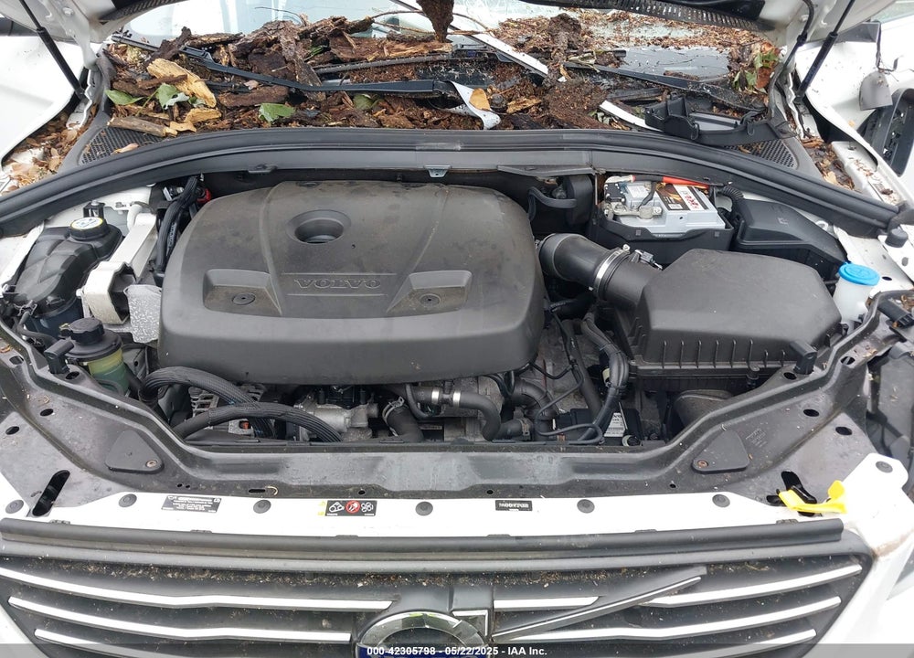 2015 VOLVO XC60 VIN: YV440MDK4F2742688