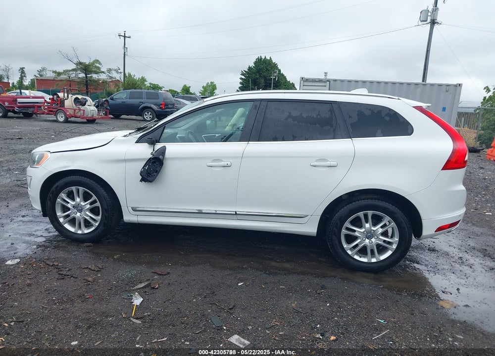 2015 VOLVO XC60 VIN: YV440MDK4F2742688