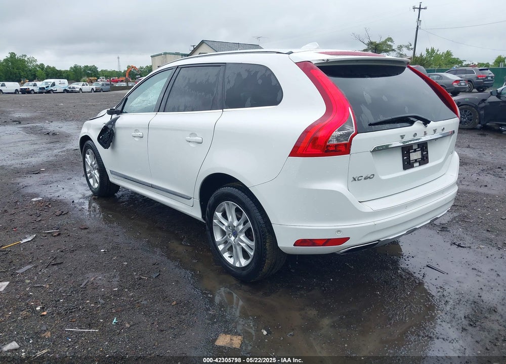 2015 VOLVO XC60 VIN: YV440MDK4F2742688