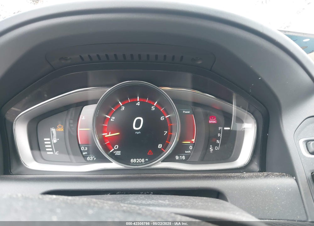 2015 VOLVO XC60 VIN: YV440MDK4F2742688