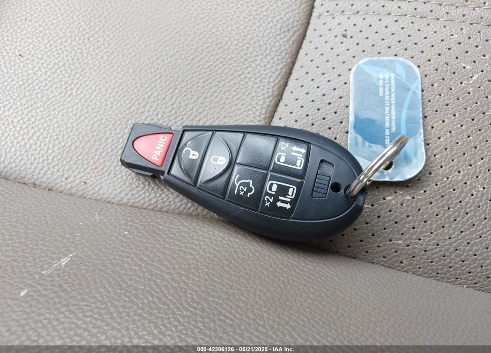2012 CHRYSLER TOWN & COUNTRY TOURING VIN: 2C4RC1BG2CR278469
