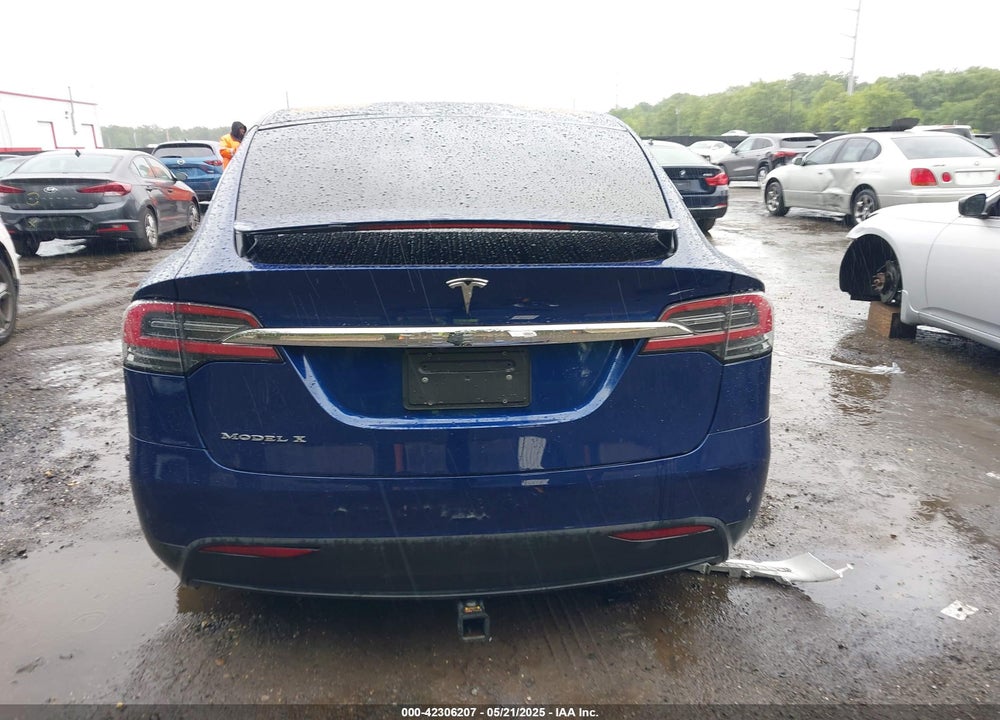 2017 TESLA MODEL X VIN: 5YJXCBE2XHF060702