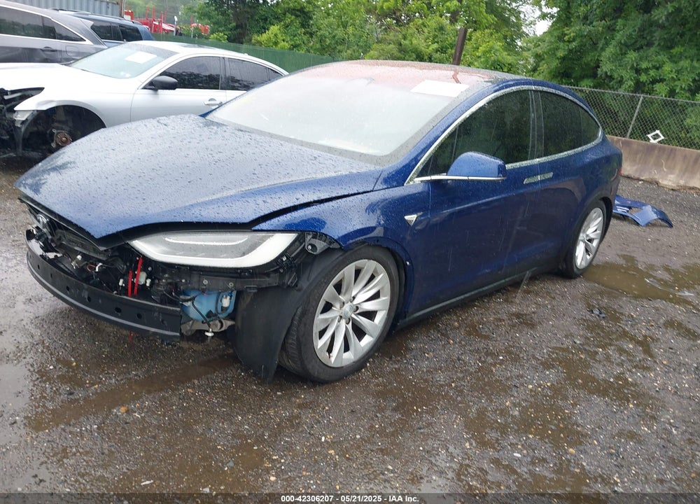 2017 TESLA MODEL X VIN: 5YJXCBE2XHF060702