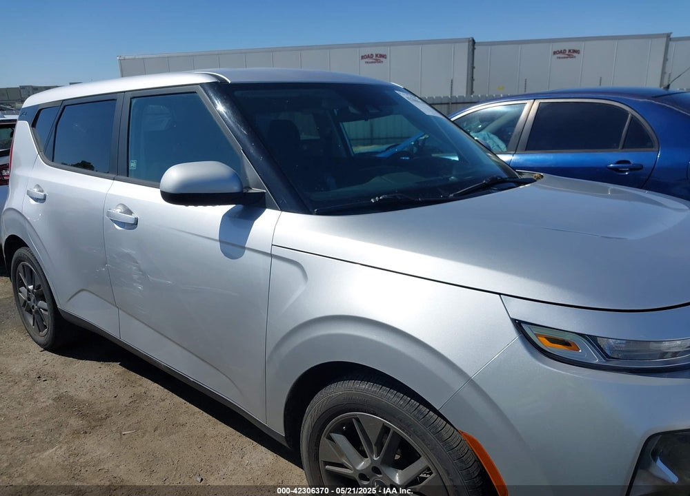 2021 KIA SOUL VIN: KNDJ23AU6M7793805