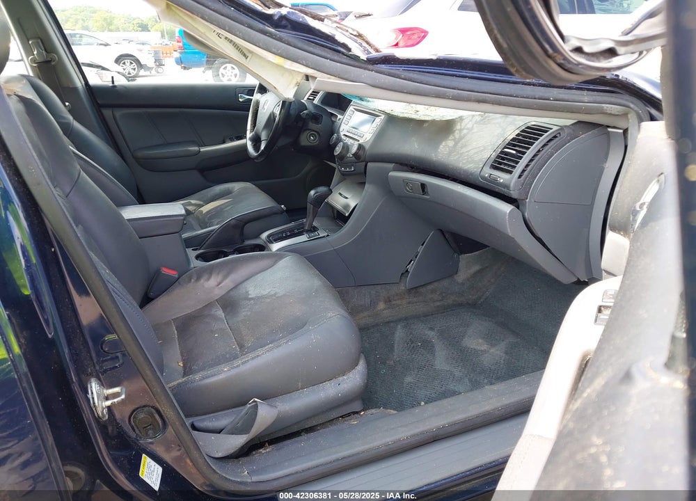 2006 HONDA ACCORD VIN: 1HGCM56816A165670