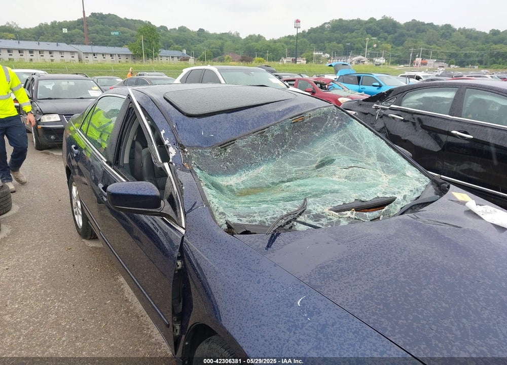2006 HONDA ACCORD VIN: 1HGCM56816A165670