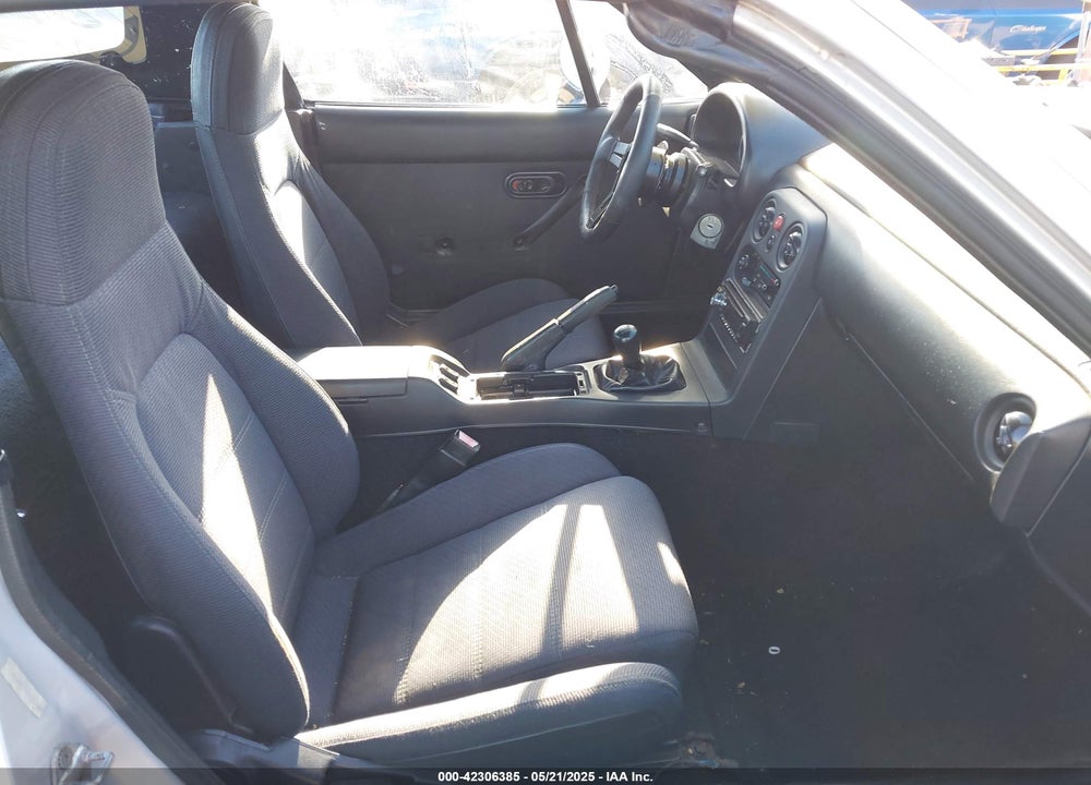 1990 MAZDA MX-5 MIATA VIN: JM1NA3512L0146684