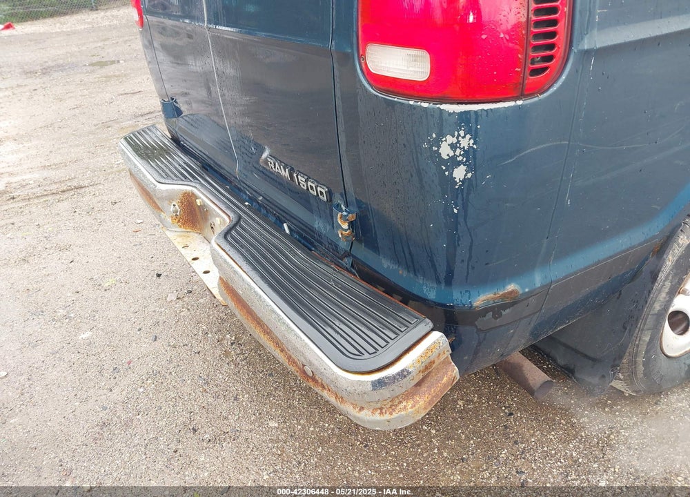 2000 DODGE RAM VAN 1500 CONVERSION VIN: 2B7HB11Y3YK127939
