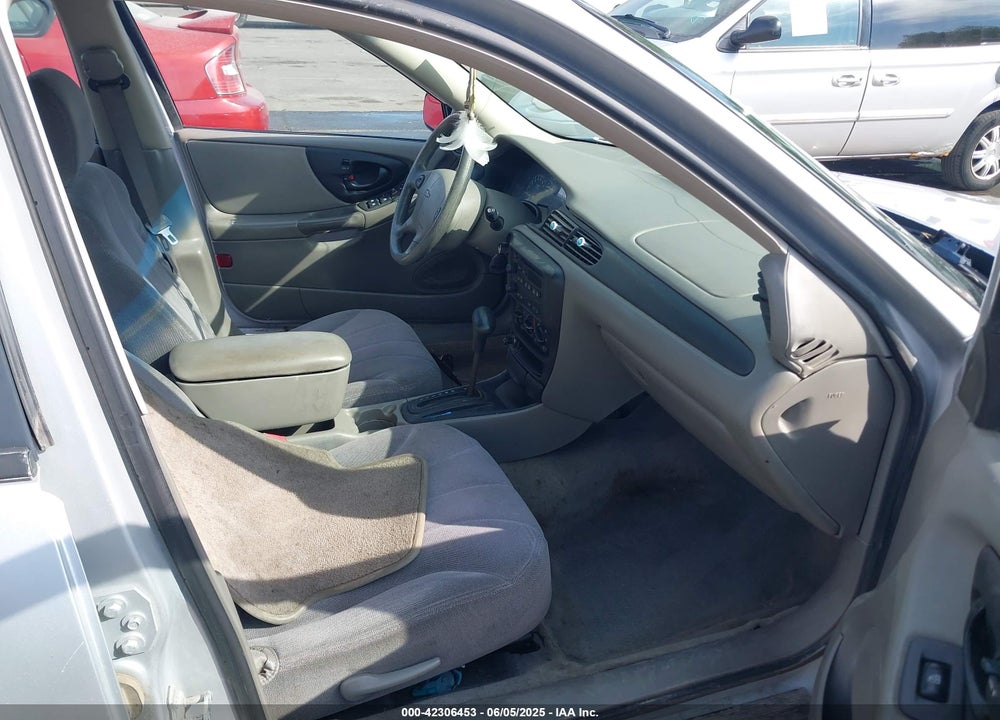 2004 CHEVROLET CLASSIC VIN: 1G1ND52F94M673997