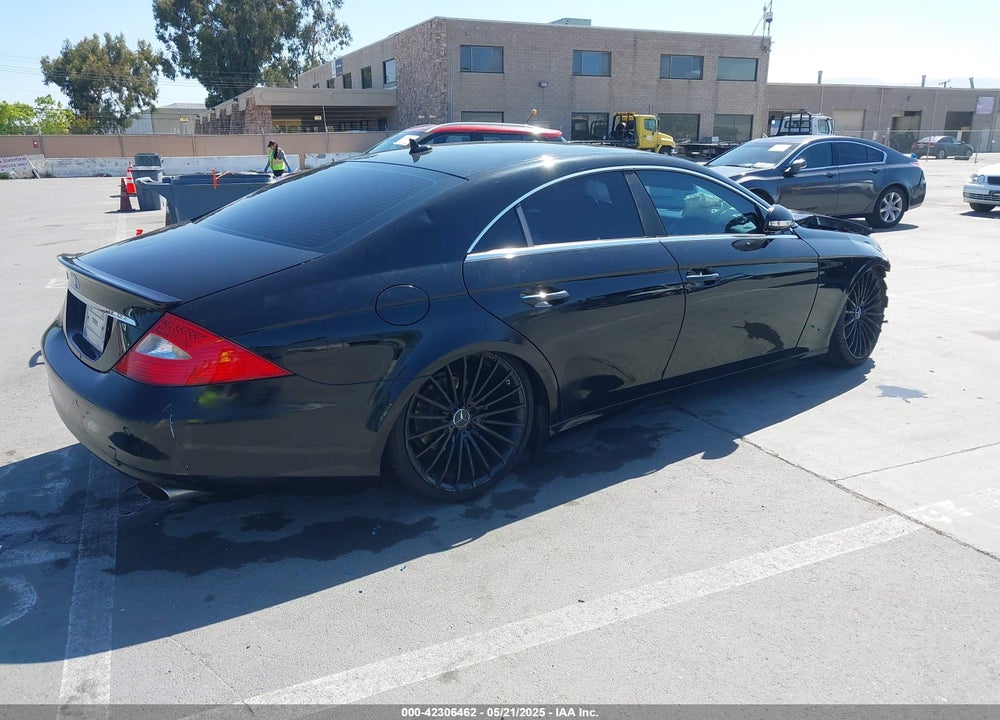 2008 MERCEDES-BENZ CLS 550 VIN: WDDDJ72XX8A130445