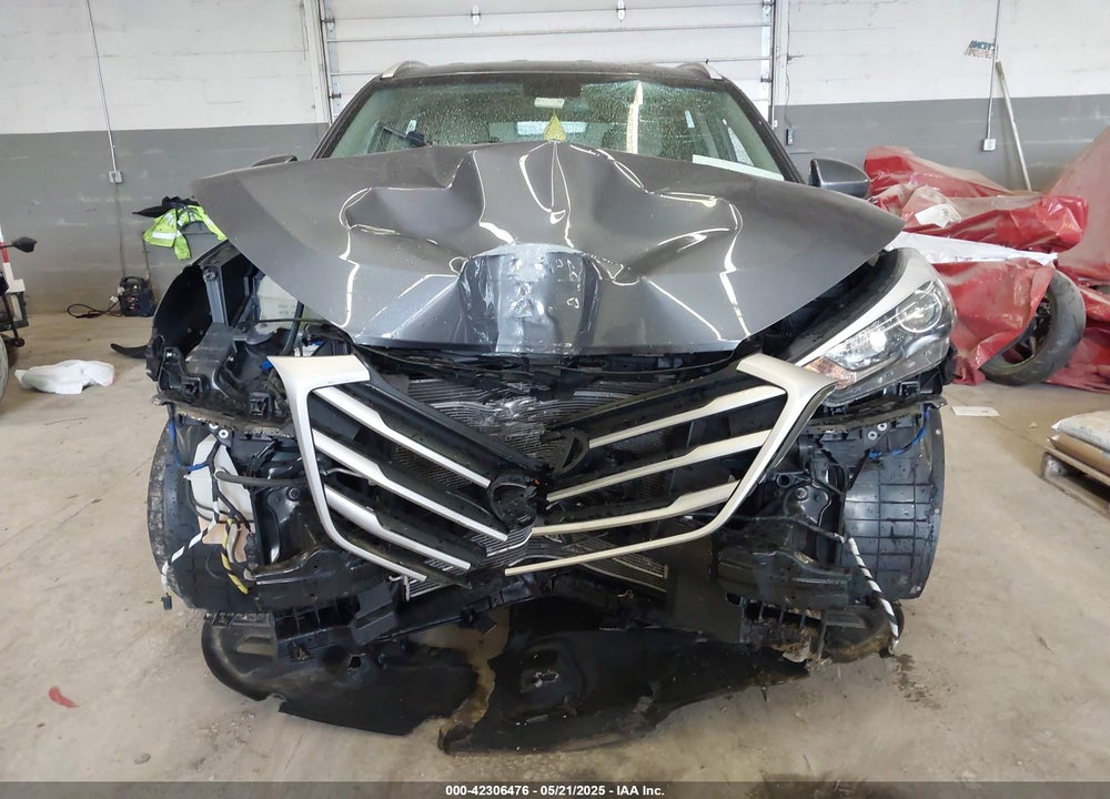 2018 HYUNDAI TUCSON SEL VIN: KM8J3CA45JU681289