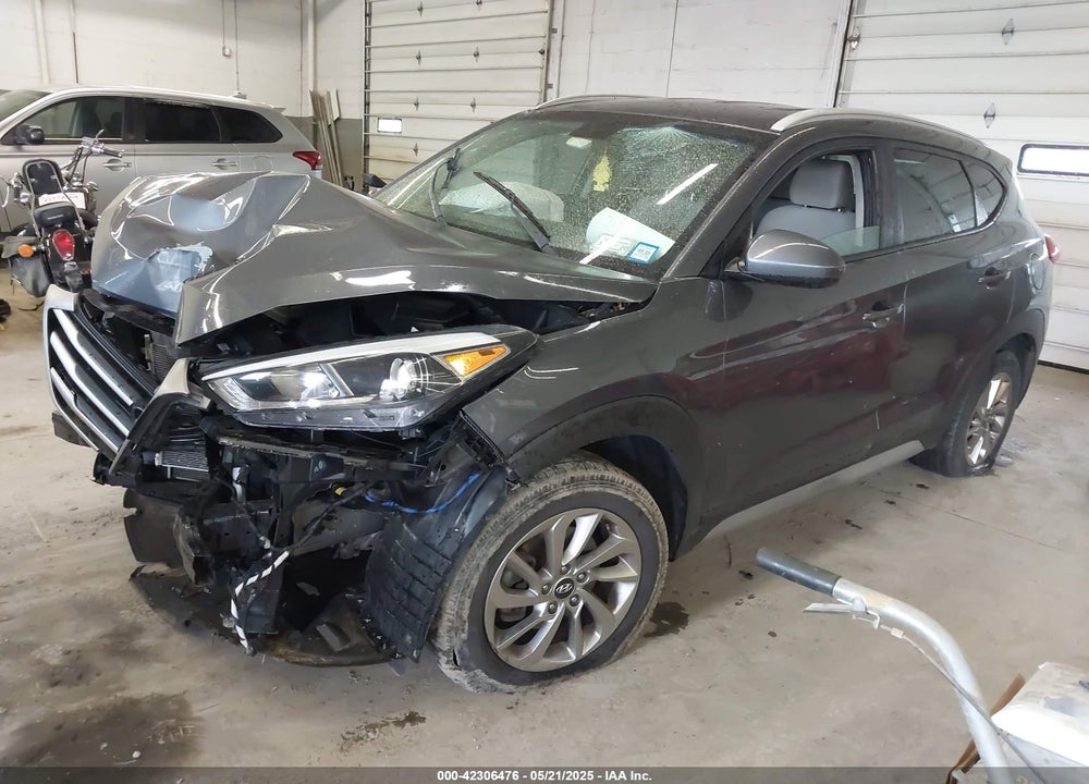 2018 HYUNDAI TUCSON SEL VIN: KM8J3CA45JU681289