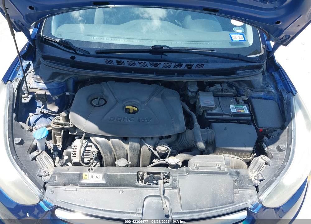 2016 HYUNDAI ELANTRA VIN: 5NPDH4AE1GH705446