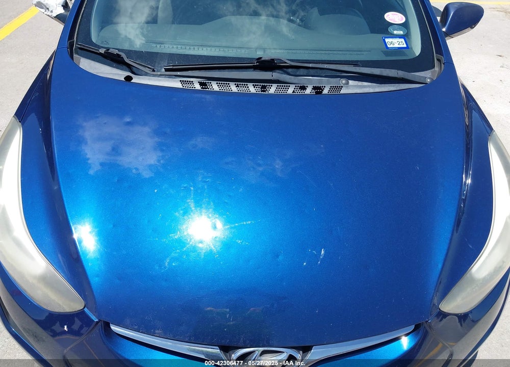 2016 HYUNDAI ELANTRA VIN: 5NPDH4AE1GH705446