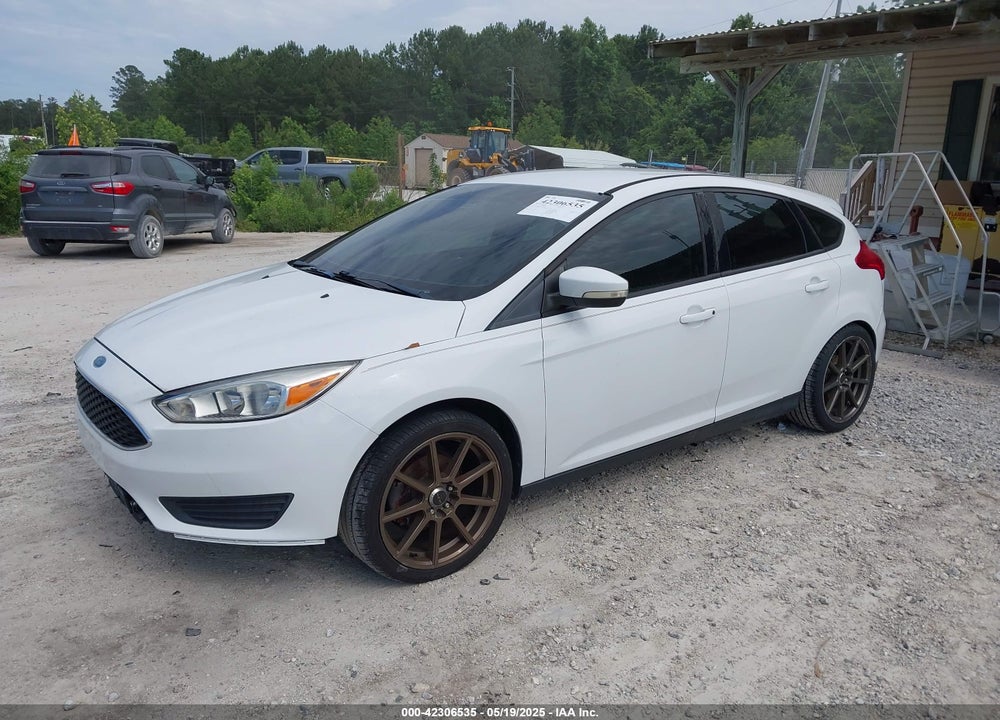 2015 FORD FOCUS VIN: 1FADP3K21FL253032