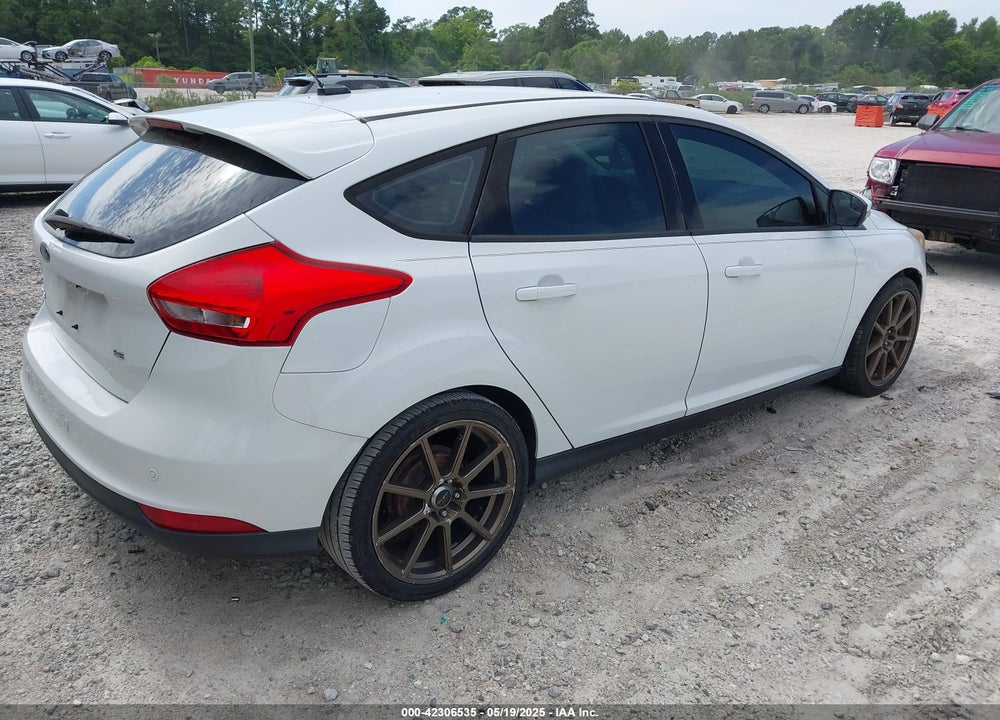 2015 FORD FOCUS VIN: 1FADP3K21FL253032