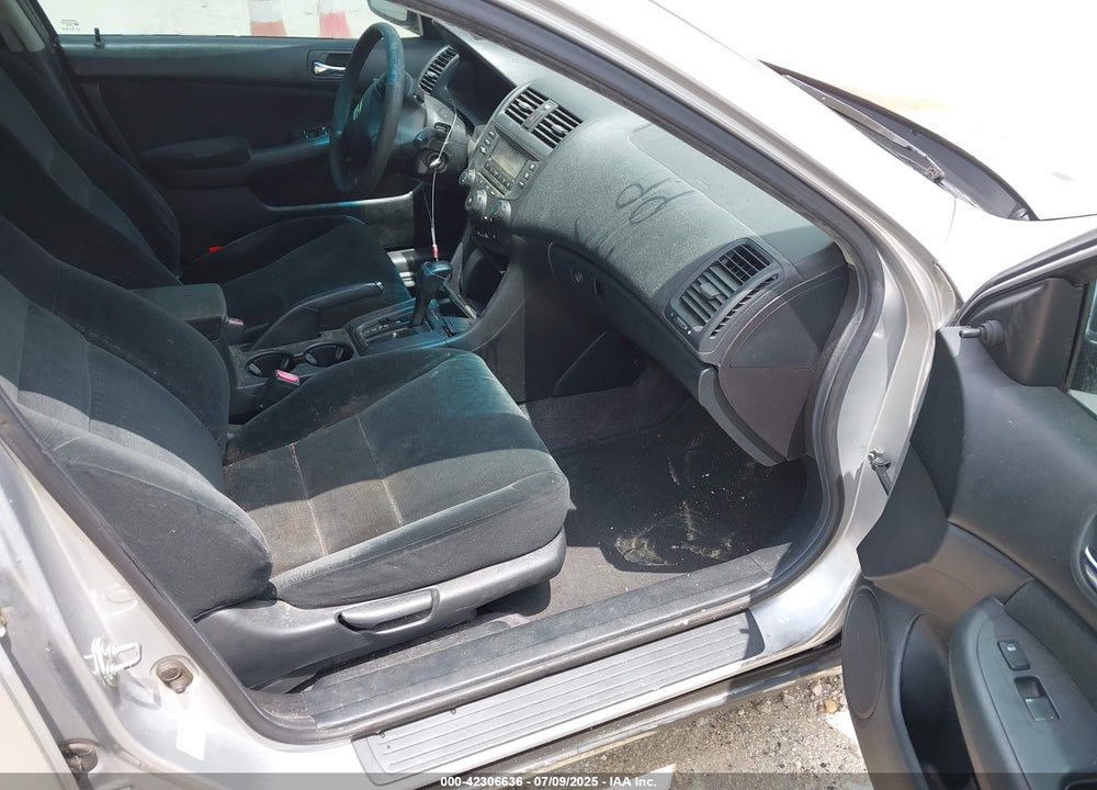 2007 HONDA ACCORD 2.4 VP VIN: 1HGCM56117A002456