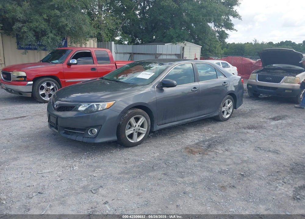2014 TOYOTA CAMRY SE VIN: 4T1BF1FK1EU350836