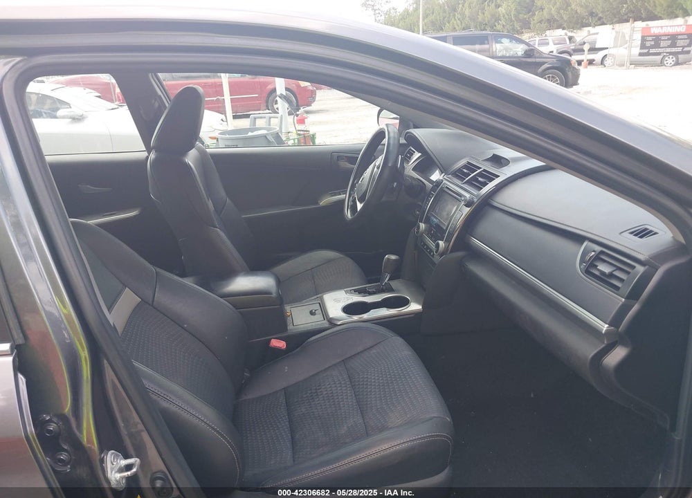 2014 TOYOTA CAMRY SE VIN: 4T1BF1FK1EU350836