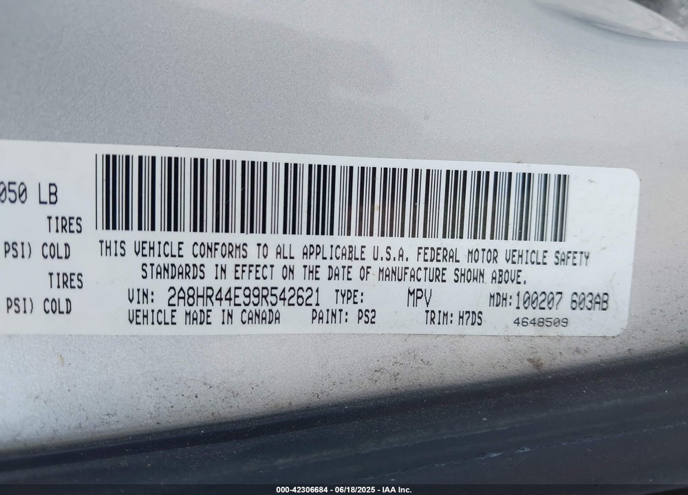 2009 CHRYSLER TOWN & COUNTRY VIN: 2A8HR44E99R542621