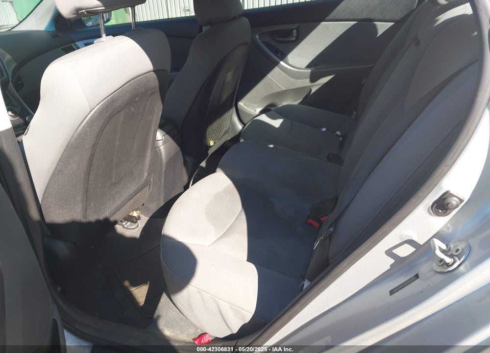 2013 HYUNDAI ELANTRA VIN: 5NPDH4AE1DH257091