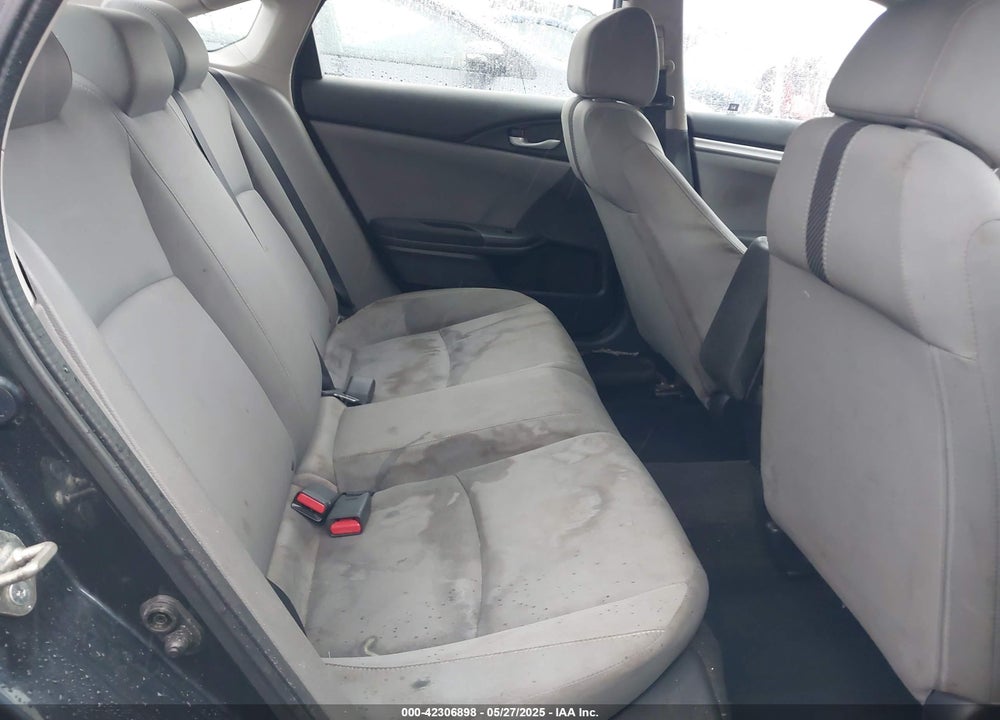 2017 HONDA CIVIC LX VIN: 2HGFC2F50HH551957