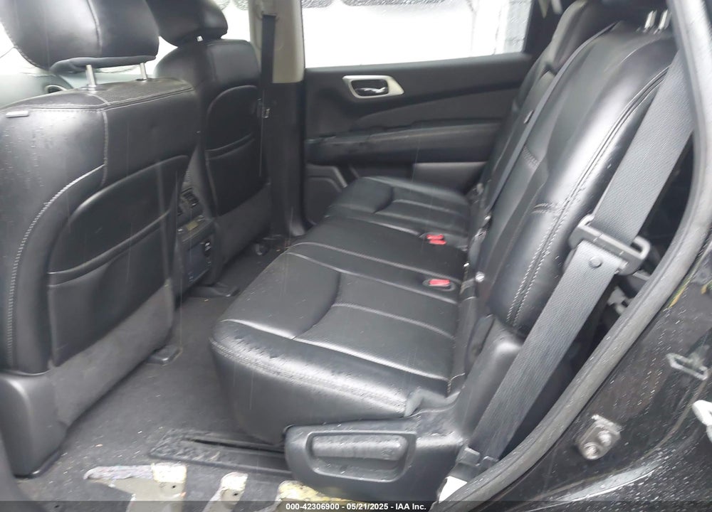 2015 NISSAN PATHFINDER VIN: 5N1AR2MM0FC683890