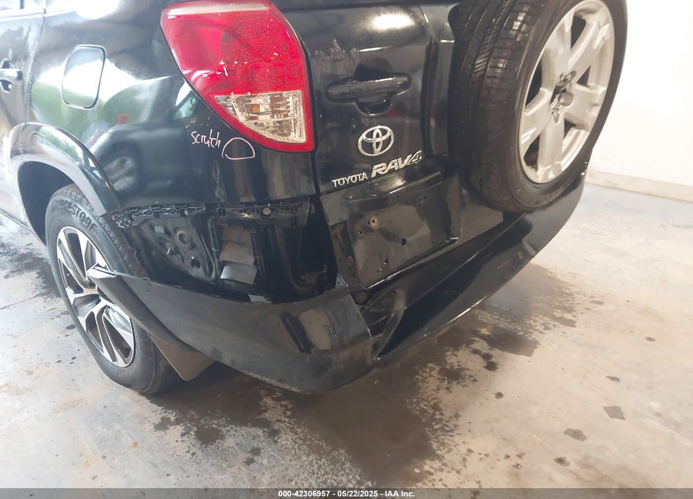 2008 TOYOTA RAV4 VIN: JTMBD32V785153206