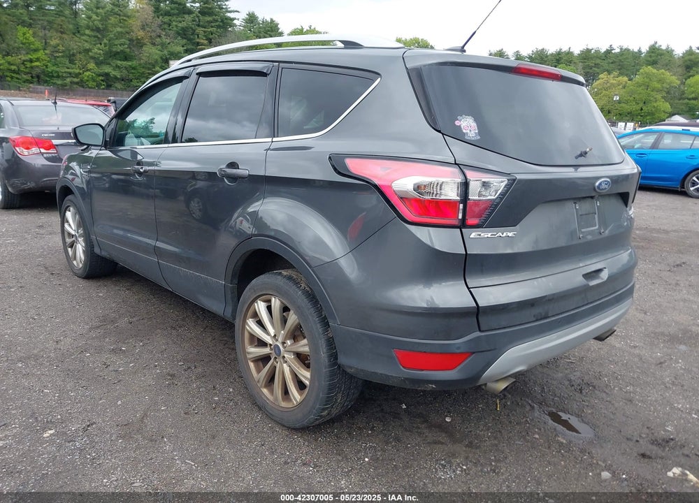 2017 FORD ESCAPE VIN: 1FMCU9J98HUE81845