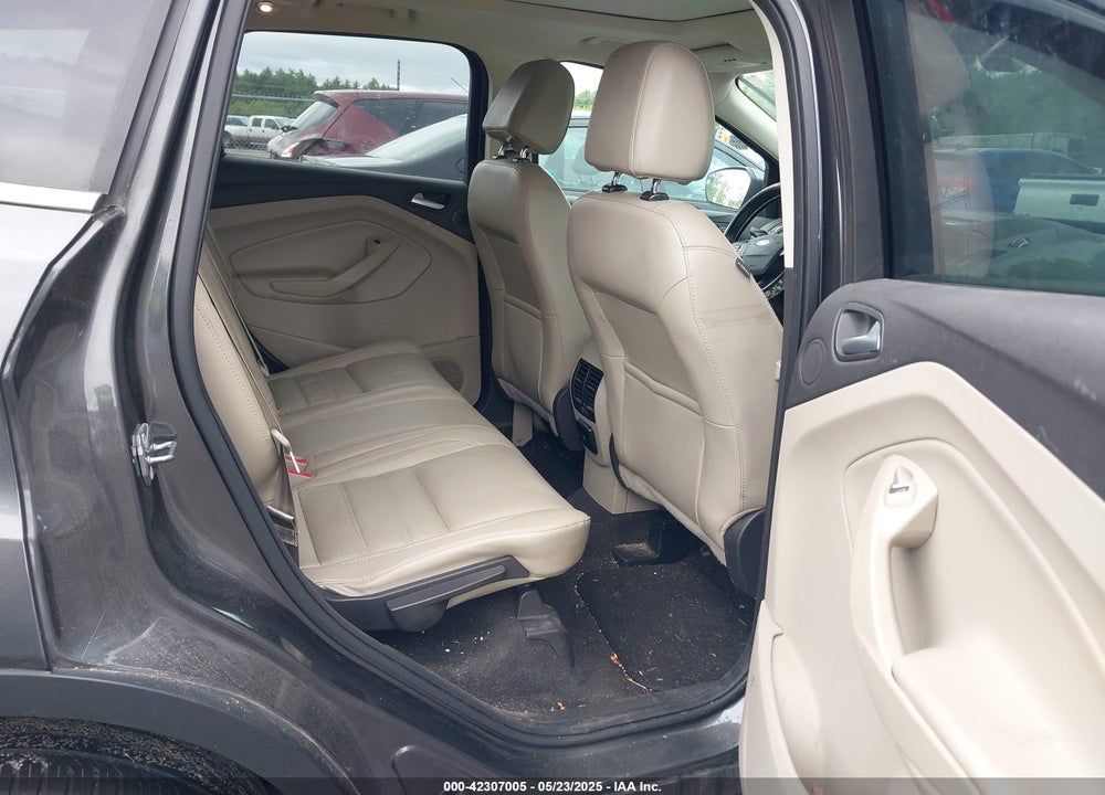 2017 FORD ESCAPE VIN: 1FMCU9J98HUE81845
