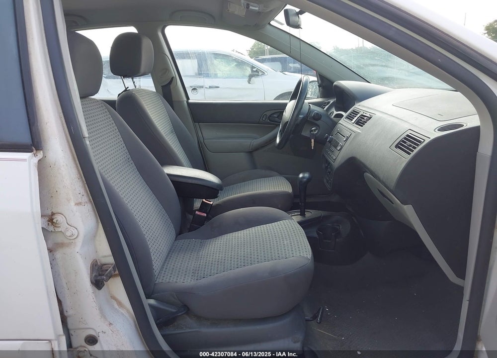 2006 FORD FOCUS VIN: 1FAFP34N96W151721